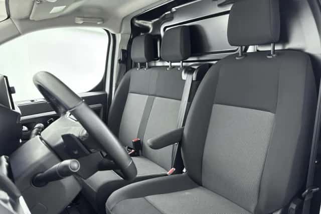 Opel Vivaro (2024) thumbnail 5