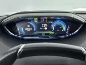 Peugeot 3008 (2023) thumbnail 18