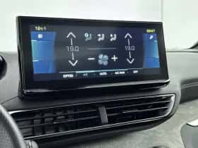 Peugeot 3008 (2023) thumbnail 20