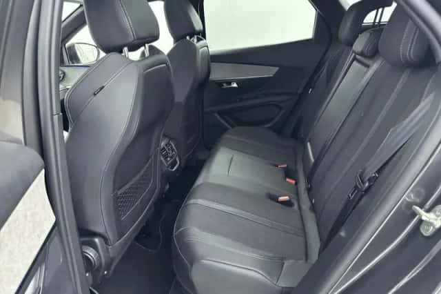 Peugeot 3008 (2023) thumbnail 27