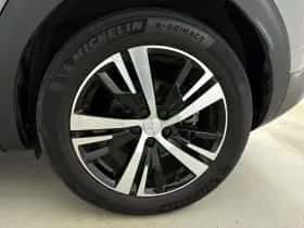 Peugeot 3008 (2023) thumbnail 10