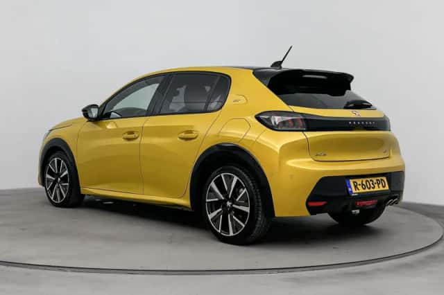 Peugeot 208 (2022) thumbnail 11