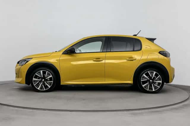 Peugeot 208 (2022) thumbnail 10