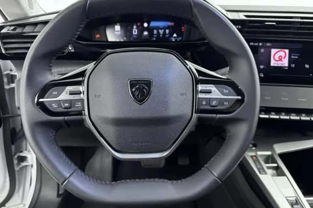 Peugeot 308 (2023) thumbnail 22