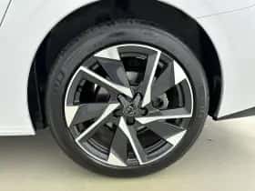Peugeot 308 (2023) thumbnail 8