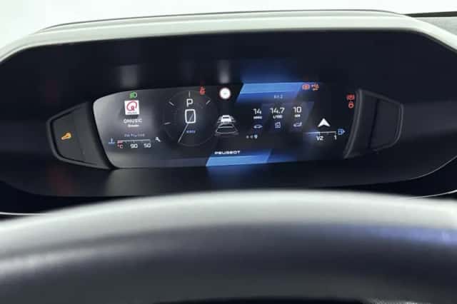 Peugeot 308 (2023) thumbnail 9