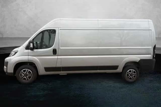 Peugeot E-Boxer (2025) thumbnail 2