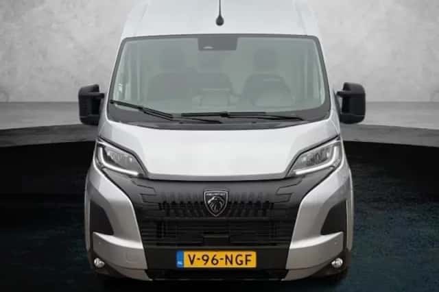Peugeot E-Boxer (2025) thumbnail 13