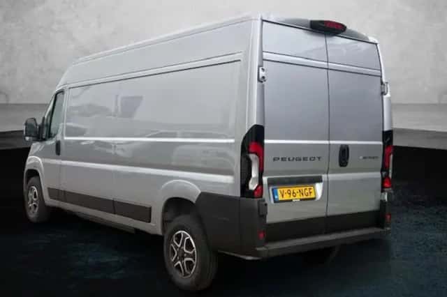 Peugeot E-Boxer (2025) thumbnail 9