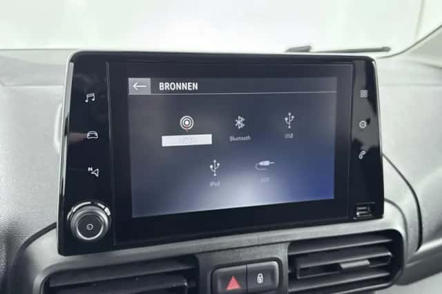 Opel Combo (2019) thumbnail 19