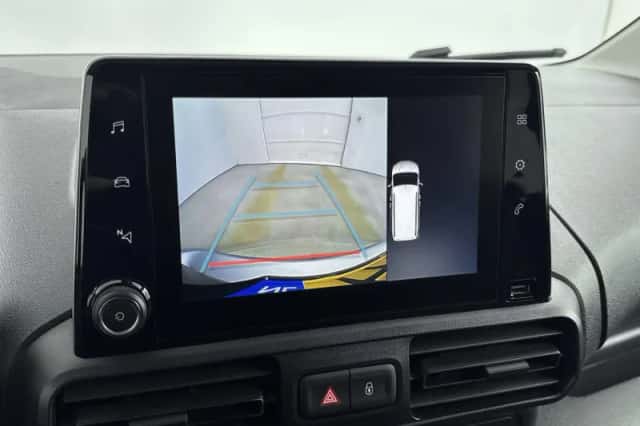Opel Combo (2019) thumbnail 20