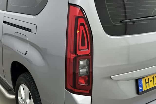 Opel Combo (2019) thumbnail 27