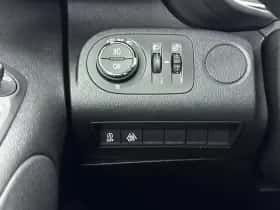 Opel Combo (2019) thumbnail 28
