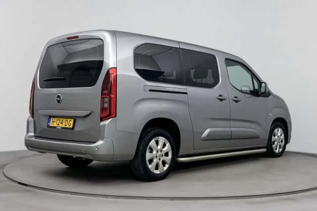 Opel Combo (2019) thumbnail 9
