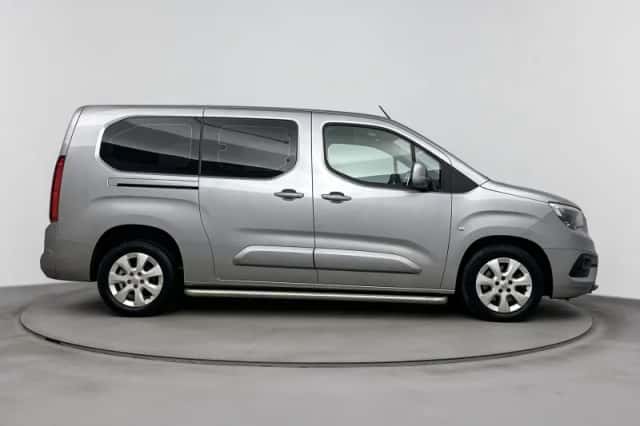 Opel Combo (2019) thumbnail 10