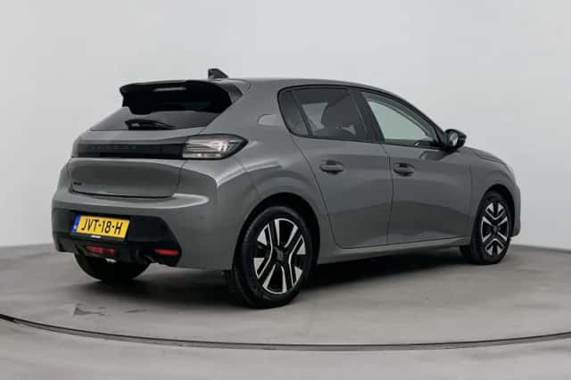 Peugeot 208 (2024) thumbnail 17