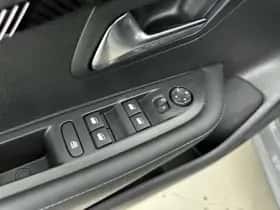 Peugeot 208 (2024) thumbnail 18