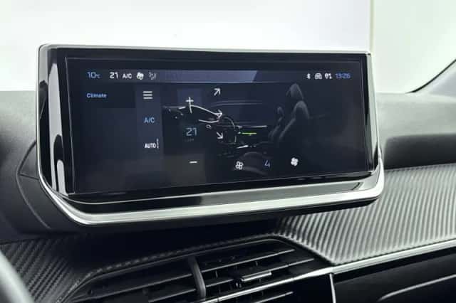 Peugeot 208 (2024) thumbnail 22