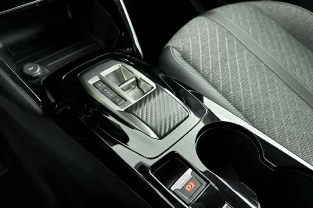 Peugeot 208 (2024) thumbnail 24