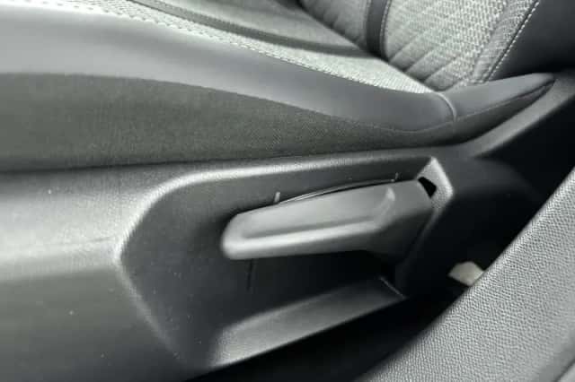 Peugeot 208 (2024) thumbnail 28