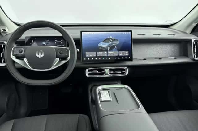 Leapmotor B10 (2026) thumbnail 5
