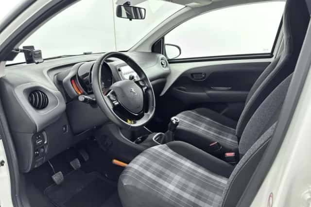 Peugeot 108 (2018) thumbnail 13