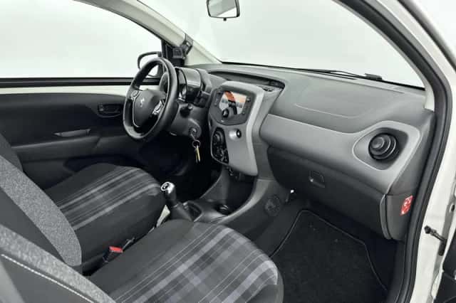 Peugeot 108 (2018) thumbnail 14
