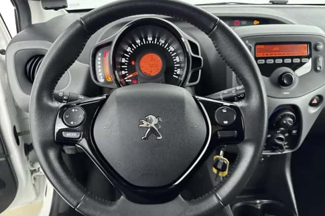 Peugeot 108 (2018) thumbnail 18