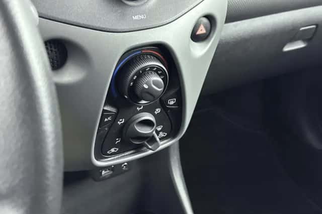 Peugeot 108 (2018) thumbnail 21