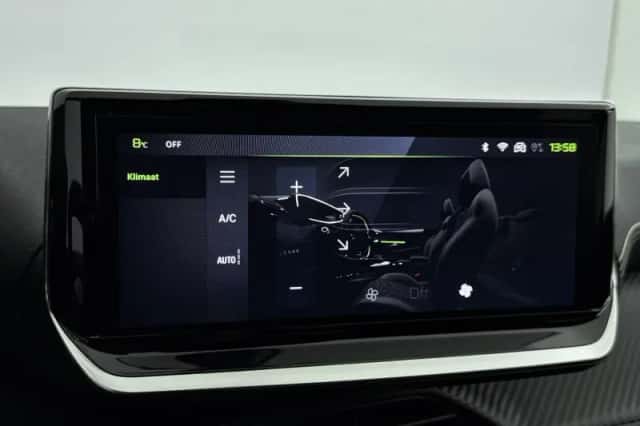 Peugeot 208 (2024) thumbnail 21