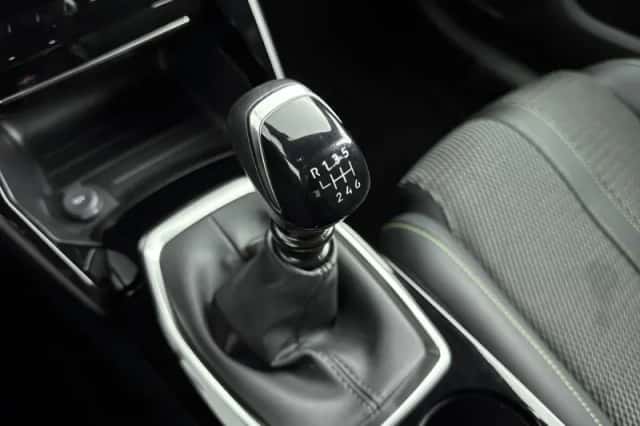 Peugeot 208 (2024) thumbnail 23
