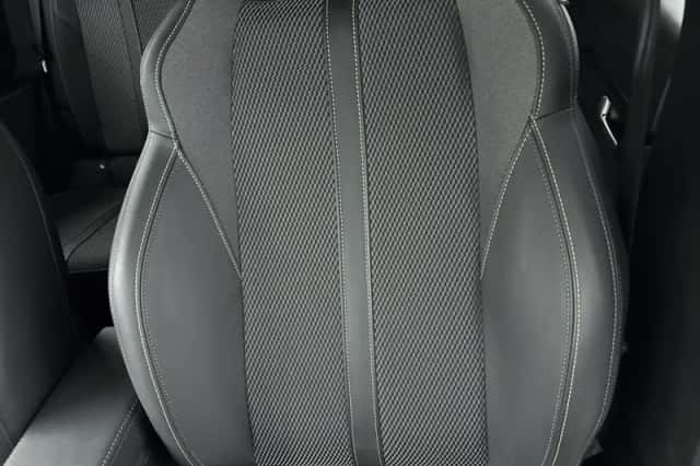 Peugeot 208 (2024) thumbnail 27