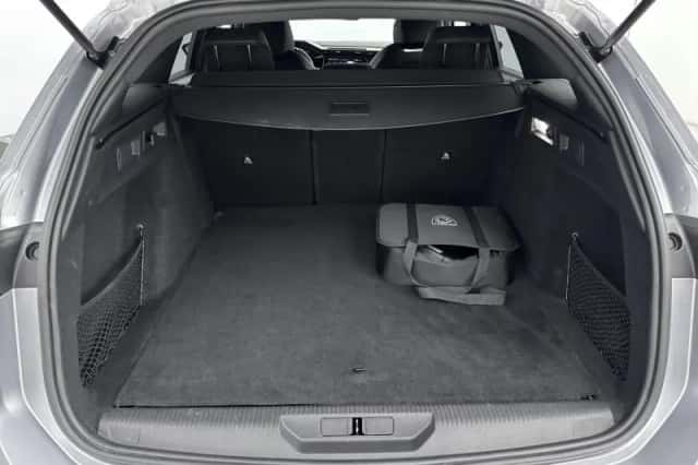 Peugeot 308 (2024) thumbnail 16