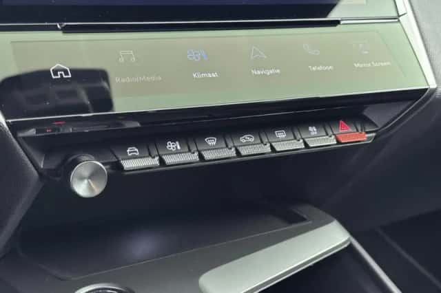 Peugeot 308 (2024) thumbnail 25