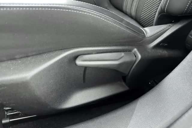 Peugeot 308 (2024) thumbnail 31