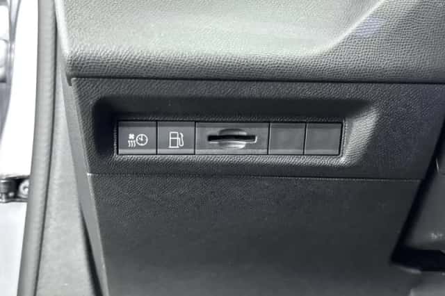 Peugeot 308 (2024) thumbnail 32