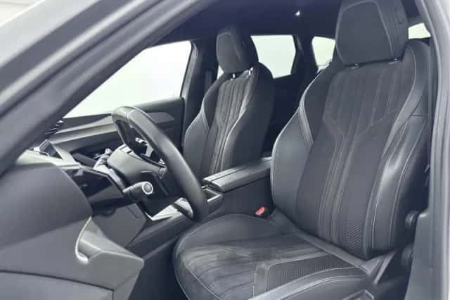 Peugeot 308 (2024) thumbnail 8