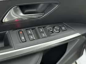Peugeot e-3008 (2025) thumbnail 19