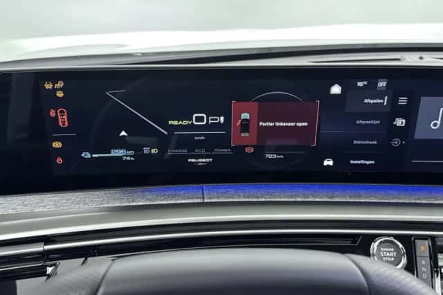Peugeot e-3008 (2025) thumbnail 21