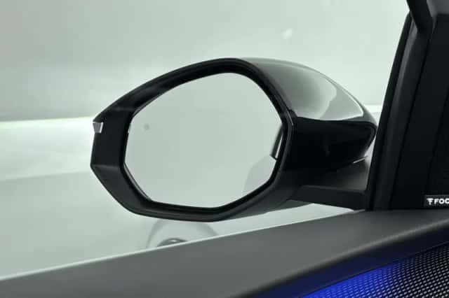Peugeot e-3008 (2025) thumbnail 34