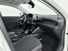 Peugeot e-208 (2022) thumbnail 7