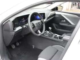 Opel Astra (2025) thumbnail 12