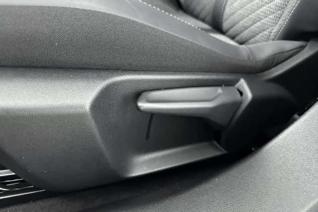 Peugeot e-2008 (2025) thumbnail 30