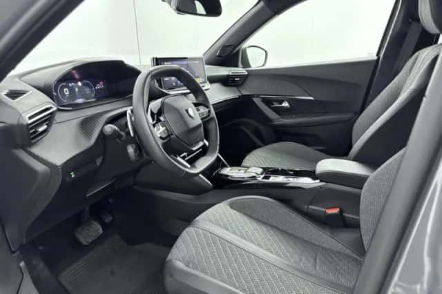 Peugeot 2008 (2025) thumbnail 5