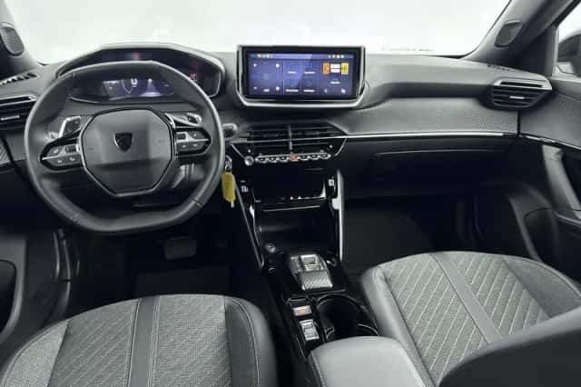 Peugeot 2008 (2025) thumbnail 6