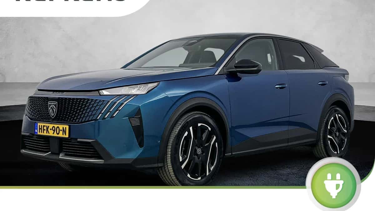 Peugeot e-3008 (2025) — foto 1