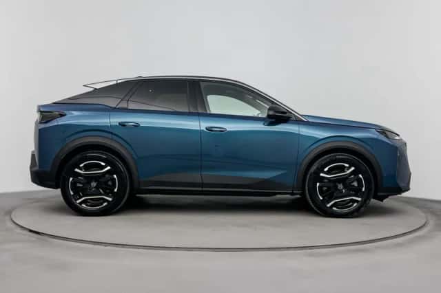 Peugeot e-3008 (2025) thumbnail 12