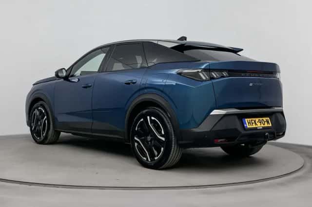 Peugeot e-3008 (2025) thumbnail 3