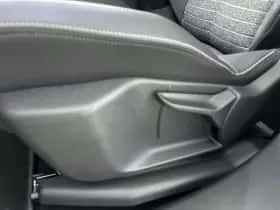 Peugeot e-3008 (2025) thumbnail 29