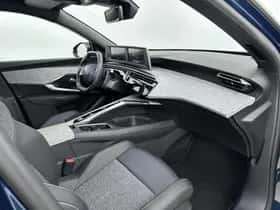 Peugeot e-3008 (2025) thumbnail 8